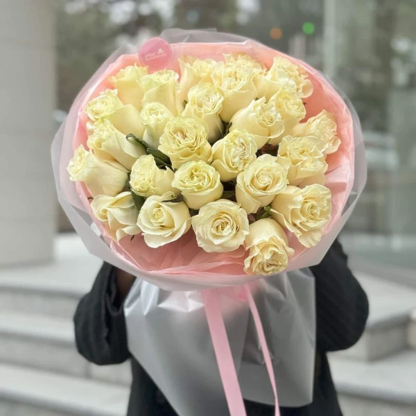 25 голландских роз 50 см